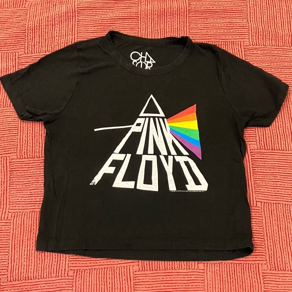 Chaser Linen Pink Floyd short sleeve t-shirt with Rainbow Graphic